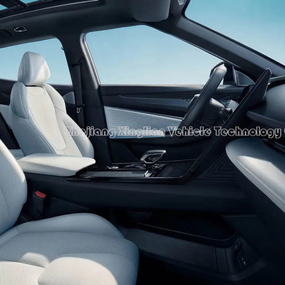 Geely Boyue L SUV compact 1.5td DCT voiture à essence voiture à grande vitesse avec cylindrée 2.0-2.6L