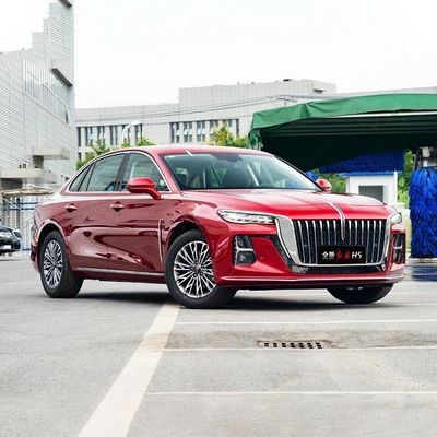 Hongqi H5 Car 2024 1.5t DCT Zhilian Flag Rhyme Edition avec une capacité de réservoir de carburant de 50-80L