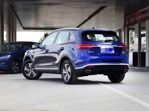 Hongqi HS5 2023 Véhicule utilitaire domestique de 2,0 t pour certification Mgnt ISO14001