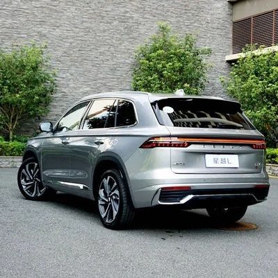 2023 Geely Xingyue L Monjaro Vitesse à essence Hybride à quatre roues avec personnalisation