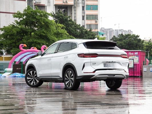 Véhicules électriques purement électriques EV Byd Song Plus SUV phare 4 roues Byd Voiture électrique fabriquée