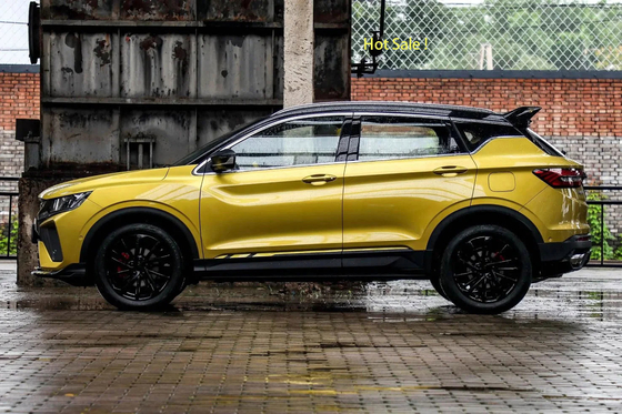 Le Geely Binyue Cool 2023 est un petit SUV à essence de 1,5 tonne fabriqué sur mesure pour vos besoins.
