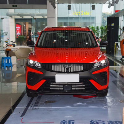 Le Geely Binyue Cool 2023 est un petit SUV à essence de 1,5 tonne fabriqué sur mesure pour vos besoins.