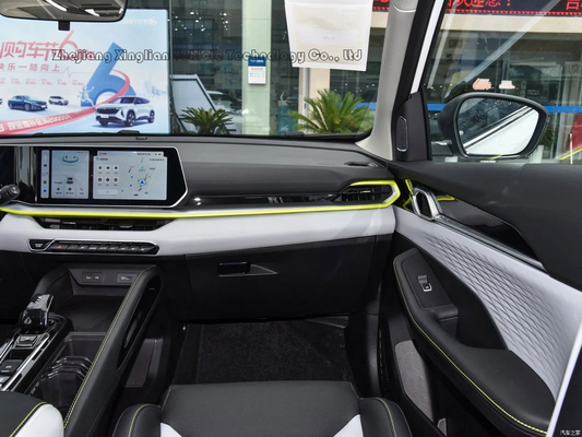 Geely Coolray 2023 Auto essence essence SUV voiture avec service après-vente