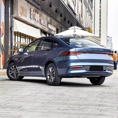 Véhicule énergétique Byd Qin Plus Dm-I 2024 Carburant hybride et batterie au lithium avancée
