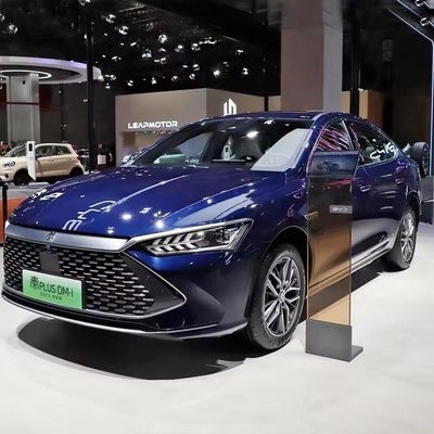Qin Plus 2024 Honor Edition Dm-I 55km L'édition leader Sedan avec style de carrosserie fermée