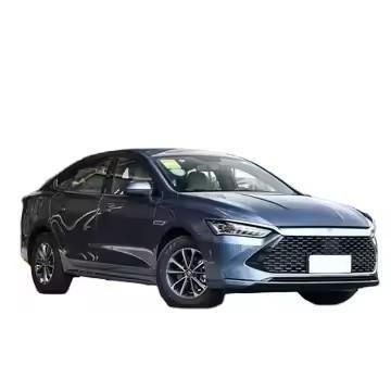 Byd Qin Plus Dm I 2024 Champion Edition Plug dans une voiture électrique hybride 55km Leading Model Energy Electric Vehicle