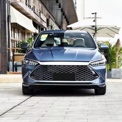 Byd Qin Plus Dm I 2024 Champion Edition Plug dans une voiture électrique hybride 55km Leading Model Energy Electric Vehicle