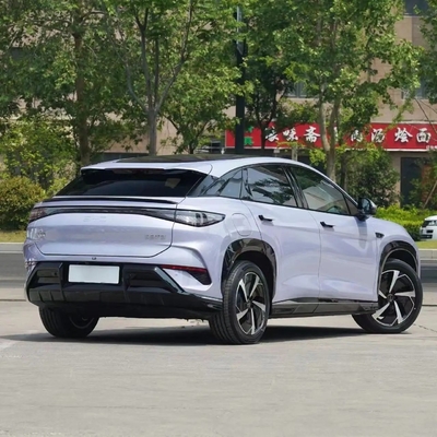 Volant gauche 2024 Byd Sea Lion 07EV avec une autonomie électrique de 610 km et une taille de pneu 235/50 R19