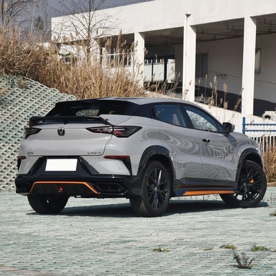 Le Changan Uni-T 1.5t Sport est un SUV à essence 2023 avec direction gauche et à prix abordable.