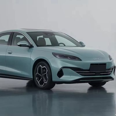 2024 Chinese Luxury EV Byd Seal 06 Dm-I Plug-in Hybrid Electric Sedan à 4 portes et 5 places