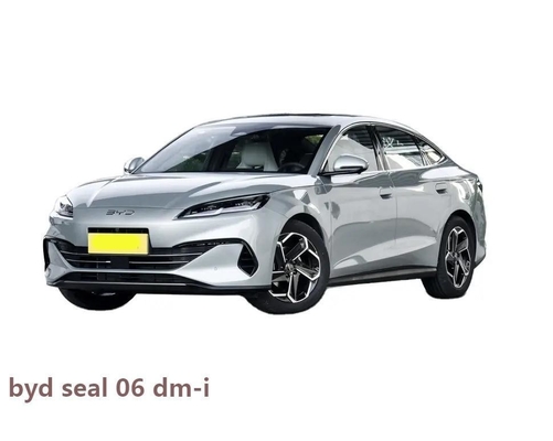 80 km Nouveau lancement 2024 Byd Seals 06 Dm-I Véhicules à énergie Pneus Taille 225/50 R18 sièges 5