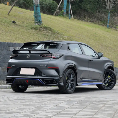 Chang prime un Uni-T 2023 de deuxième génération 1.5t Sport Flagship avec 225/55 R19