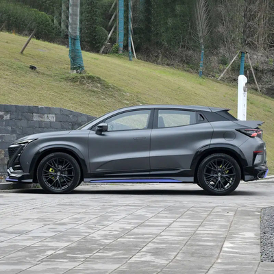 Changan Uni-T 2023 1.5t Sport à essence SUV phare pour 5 passagers à Chang'an