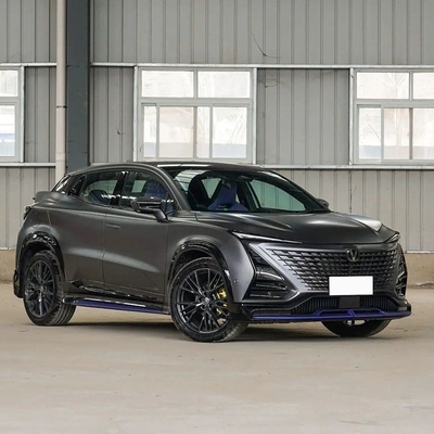 2023 Grand et luxueux Chang de 1,5 tonne est une voiture à essence CS55plus avec direction gauche