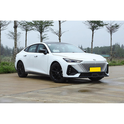 Changan Uni-V 2022 2023 Phev Véhicule utilitaire 1,5 t 2,0 t Coupé Idd Voiture à énergie rechargeable