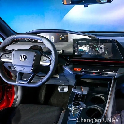 Chang'an Uni-V Automobile 2.0-2.6L cylindrée Volant gauche Changan voitures essence