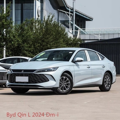 Byd Qin L Dm-I 2024 80 km 120 km Véhicules à énergie avant 4 arrière 2 Corps intégral en Ouzbékistan