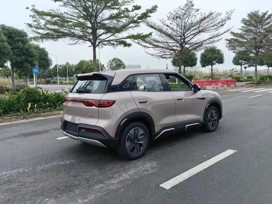 2024 Byd Yuan jusqu'à 401km SUV Véhicule électrique avec empattement 2620mm et masse de bordure 1540Kg