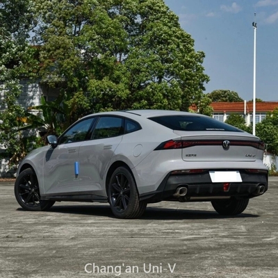 2023 Volant multifonctionnel Changan Uni-V Idd Véhicule hybride/essence pour les performances