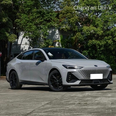 2023 Changan Uni-V Intelligent Electric Idd Plug-in Hybrid 1,5 t 113 km Voiture compacte