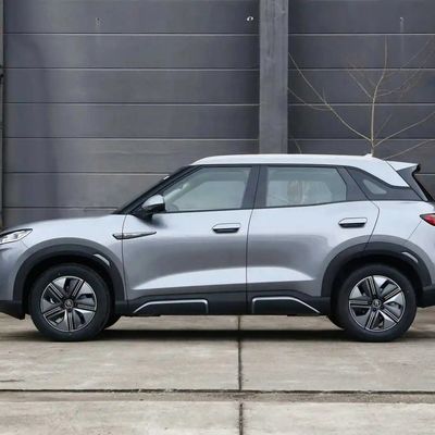 Pure électrique 177 PS moteur électrique Byd Yuan jusqu'à EV avec et 4310*1830*1675mm Taille