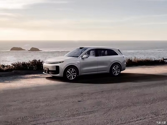 2024 Lixiang L6 Voiture familiale SUV électrique de luxe 5 places Hybride énergie prévente Quatre roues