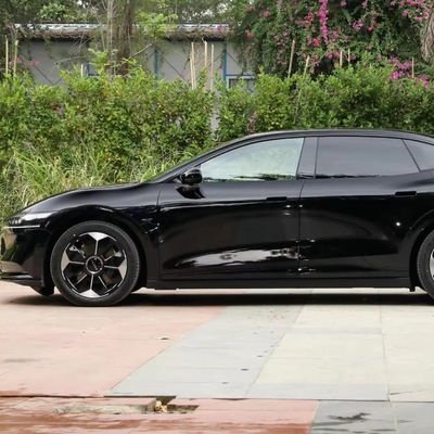 2023 Année Geely Zeekr 007 Jaune 4X4 2WD Smart 100 Kw EV sièges électriques d'occasion 5-7