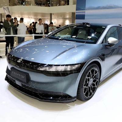 2024 voitures à double moteur EV voitures Geely Zeekr 007 Multi-Link Suspension indépendante BEV