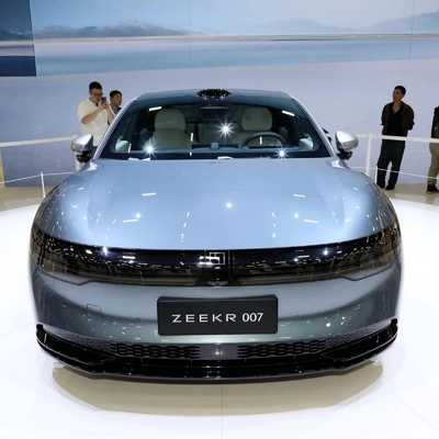 2024 voitures à double moteur EV voitures Geely Zeekr 007 Multi-Link Suspension indépendante BEV