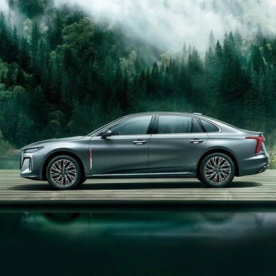 2024 Hongqi H5 1.5t 2.0t 1.5 Hev Hybrid 4 portes 5 sièges Sedan Véhicule à essence