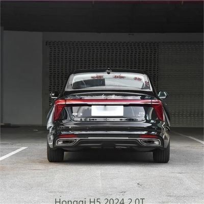 Drapeau rouge Hongqi H5 2024 1.6-2.0L voiture à essence MID-Size Sedan Luxe avec 5 sièges