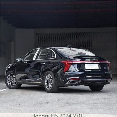 Utilisé 2024 Hongqi H5 2.0t 4 portes 5 sièges Sedan avec 8at Gear Véhicule à essence