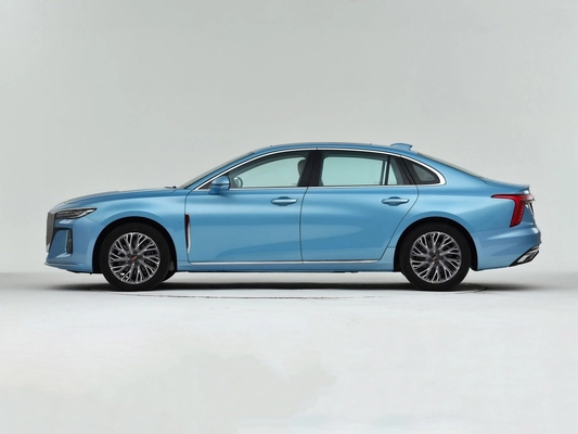 La voiture de luxe la plus vendue Hongqi H5 avec une configuration de moteur 2.0L Ot et boîte de vitesses automatique