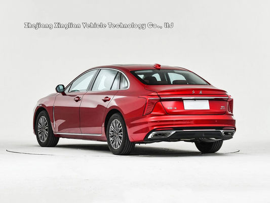 Personnalisation Hongqi Ehs9 Ehs3 Eqm5 H5 Véhicule à énergie usagée Drapeau rouge Voiture électrique