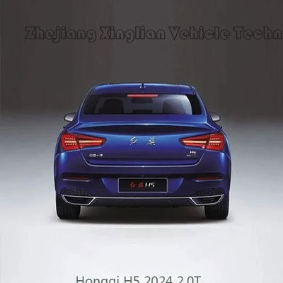 Véhicules à essence Hongqi H5 2024 1.5t DCT berline pour le volant à deux roues motrices en couleur blanche extérieure