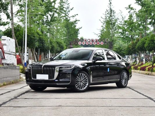 Le Hongqi H9 2,0 t est un véhicule à essence de luxe de 1000 à 1600 cc.
