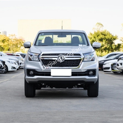 Dongfeng Rich 6 Double Cab Diesel 4X4 Mini Pickup avec le volant à gauche en jaune