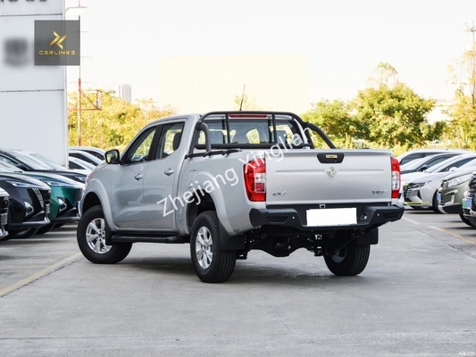 Fabriqué par Dongfeng Cars Rich 6 moteur à essence 2.4L 4WD Pickup avec cylindrée 2.0-2.6L