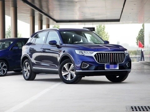 Demande personnalisée Hongqi HS5 Car 2024 2.0t SUV de haute puissance avec empattement de 2920 mm