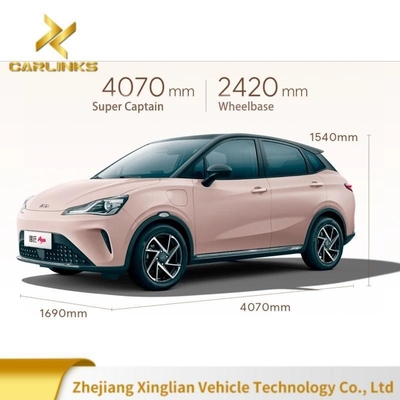 2023 Nezha Aya Véhicule électrique à énergie propre de 401 km Voiture électrique avec plusieurs couleurs