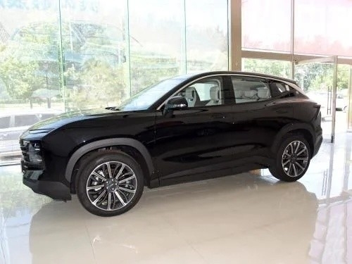 SUV compact de 1,5 t de 1,6 t avec système de freinage électromagnétique ≤ 1 an