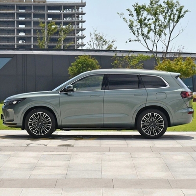 Wenjie EV Auto Electric Cars présente les sièges électriques de voiture de luxe 2024 AITO M7