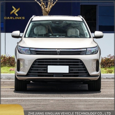 Aito Wen Jie M7 Véhicules énergétiques 5 portes 5 sièges SUV Fabriqué en couleur blanche extérieure