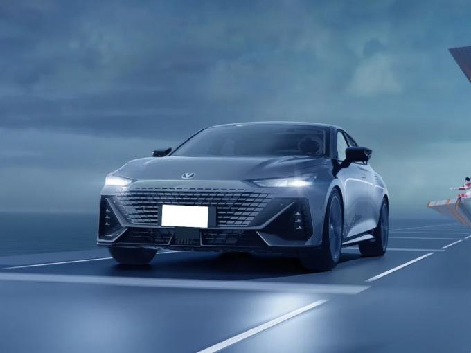 Auto Chang′an Uni-V Intelligent Electric Idd 5 Seaters Electric Vehiles